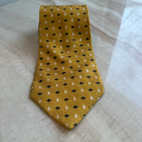 Tommy Hilfiger Other - Tommy Hilfiger Mustard and Navy Textured Silk Tie